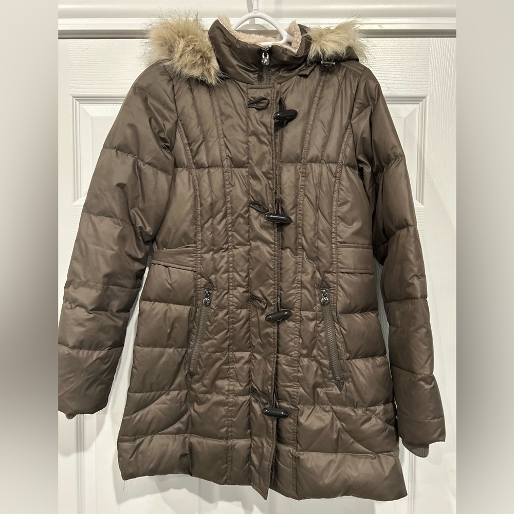 Women's Brown Puffer Coat with Faux Fur Trim